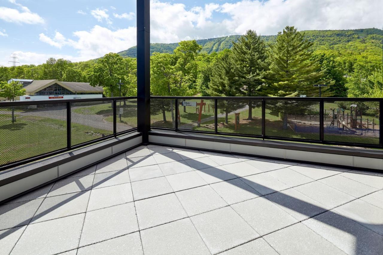 Delta Hotels By Marriott Mont Sainte-Anne, Resort & Convention Center Бопре Экстерьер фото