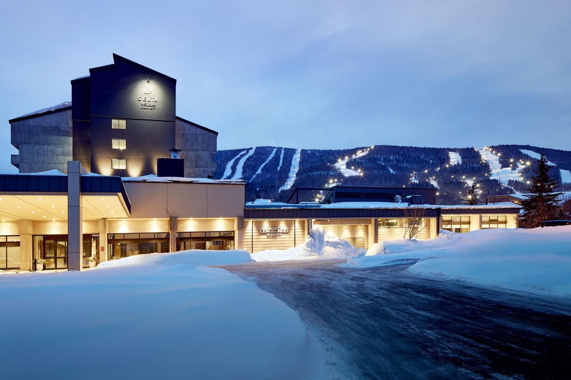 Delta Hotels By Marriott Mont Sainte-Anne, Resort & Convention Center Бопре Экстерьер фото
