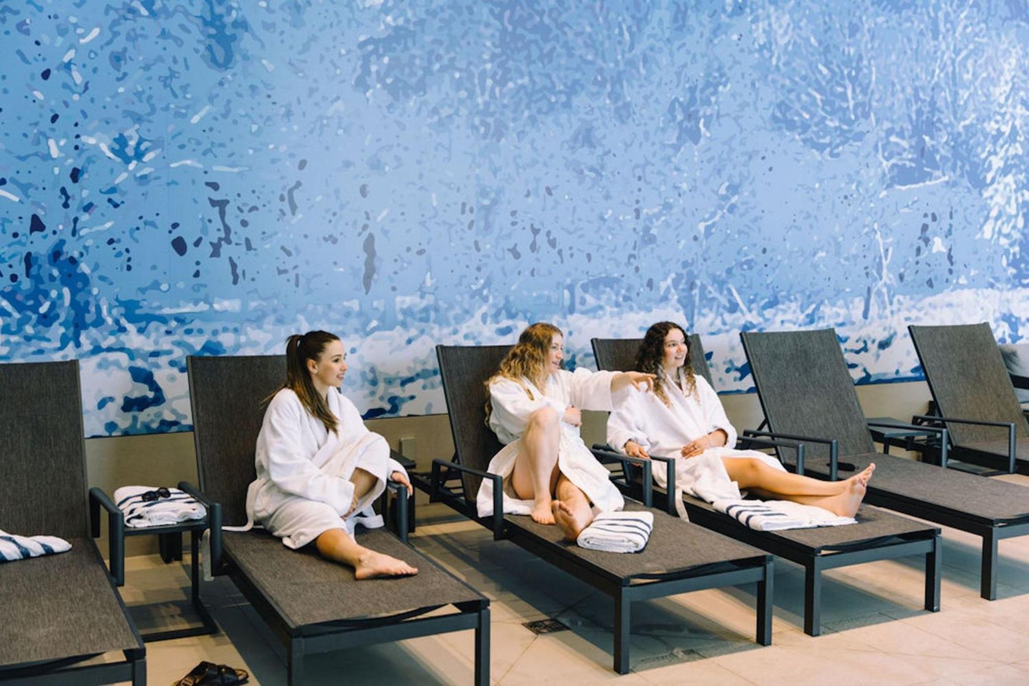 Delta Hotels By Marriott Mont Sainte-Anne, Resort & Convention Center Бопре Экстерьер фото