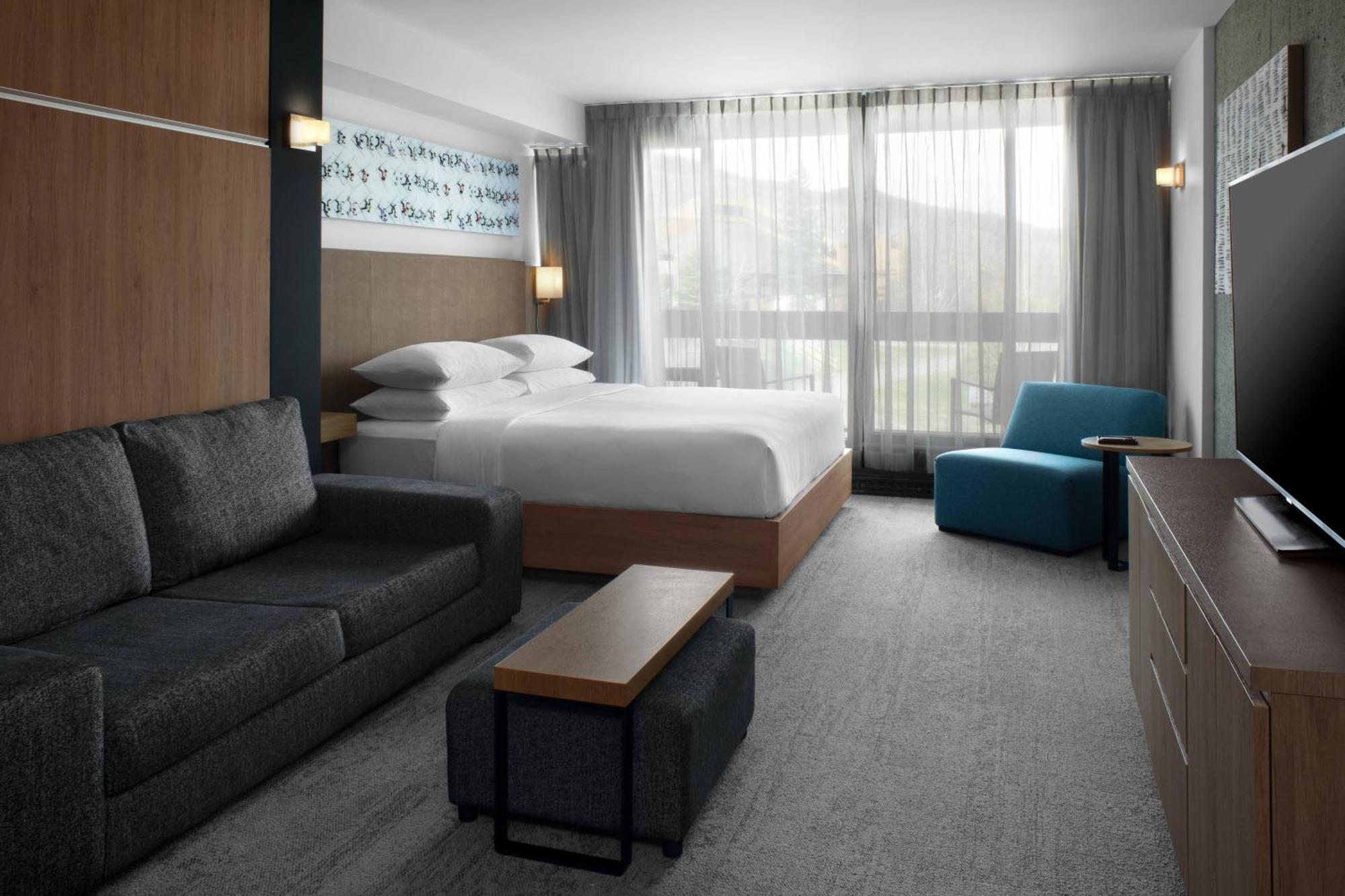 Delta Hotels By Marriott Mont Sainte-Anne, Resort & Convention Center Бопре Экстерьер фото