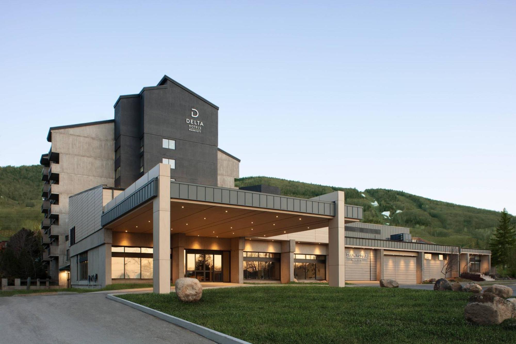 Delta Hotels By Marriott Mont Sainte-Anne, Resort & Convention Center Бопре Экстерьер фото